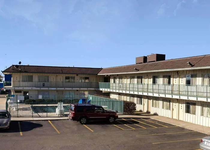 Motel Express Near Airport 2*