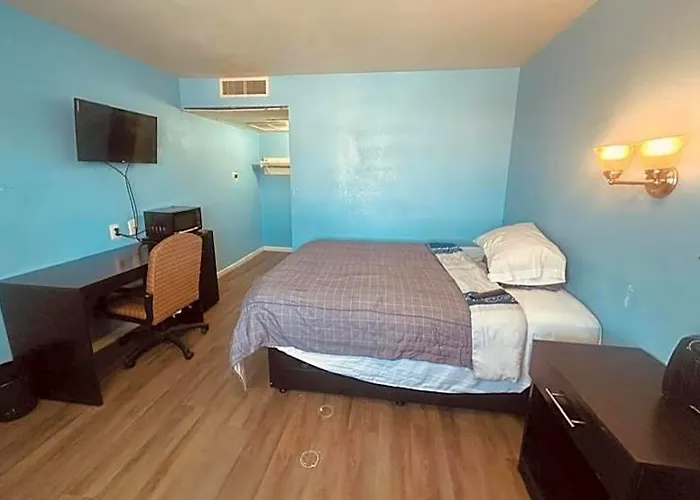 Motel Express Near Airport 2*