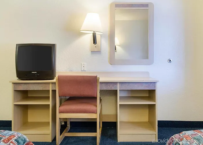 Motel Express Near Airport 2*